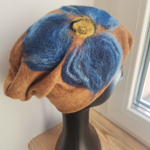Czapka wełniana miodowa