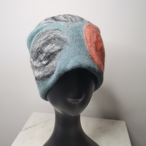 Czapka wełniana gołebia