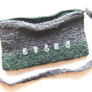 mała torebka z włóczki, boho saszetka, włóczkowa saszetka, torebeczka boho