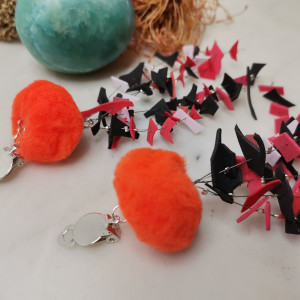 Klipsy pompony lekkie