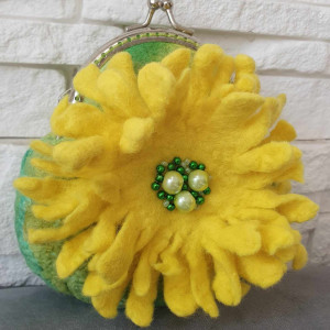 Portmonetka z kwiatkiem