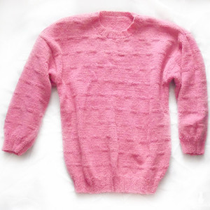 różowy sweter zrobiony na drutach, ciepły sweter damski, wełniany sweter, boho sweter z wełny, hand made sweter dziewczęcy