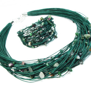 Davor na zielonym lnie