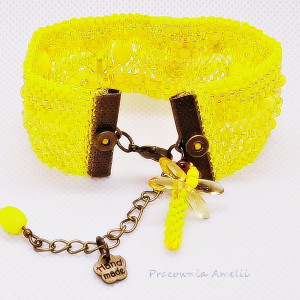 żółta bransoletka z ważką beading