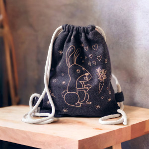 Plecak z haftem dla dziecka ZAJĄCZEK