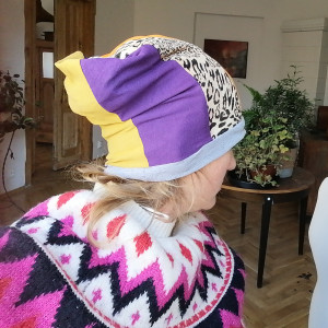 Czapka smerfetka patchworkowa