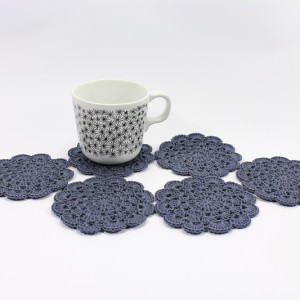 Podkładki pod kubki na stól szydełkowe grafitowym