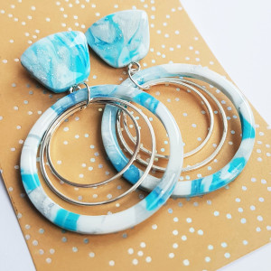 Artystyczne kolczyki w błękitach i srebrach