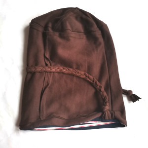 Czapka brązowa mała