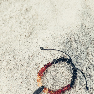 Bransoletka "Złoty bursztyn"- cztery rodzaje bursztynu z 14-karatowym złotem i czarnym dębem