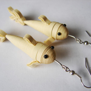 kolczyki ręcznie wykonane z papieru