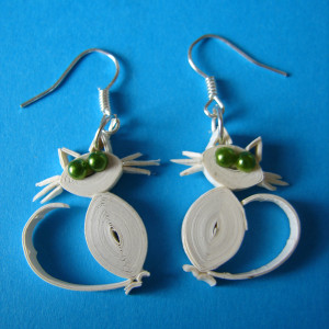 kolczyki ręcznie wykonane z papieru