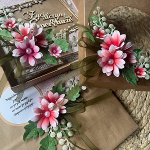 184,emerytura - kartka na emeryturę w pudełku z torebką