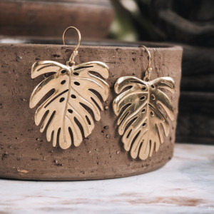 Kolczyki z mosiądzu 'MONSTERA'