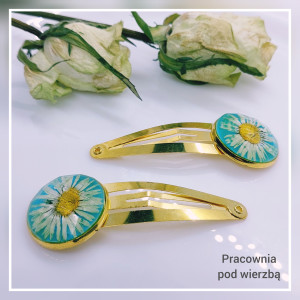 Spinki do włosów handmade stokrotki dla dziewczynki żywica kwiaty stal turkus