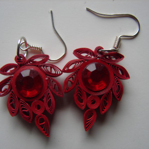 kolczyki ręcznie wykonane z papieru