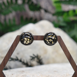 Stalowe kolczyki wkrętki z drobinkami złota #136