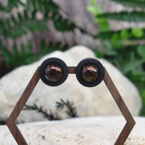 Czarne drewniane kolczyki sztyfty kameleon #137