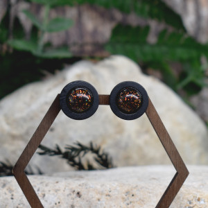 Czarne drewniane kolczyki sztyfty kameleon #230