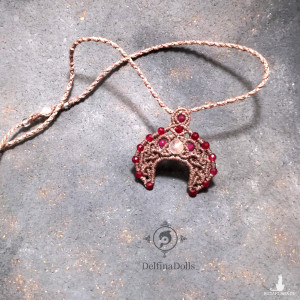LUNULA słowiański księżyc z Rubinami i Kryształem Górskim ~ Delfina Dolls mikro makrama