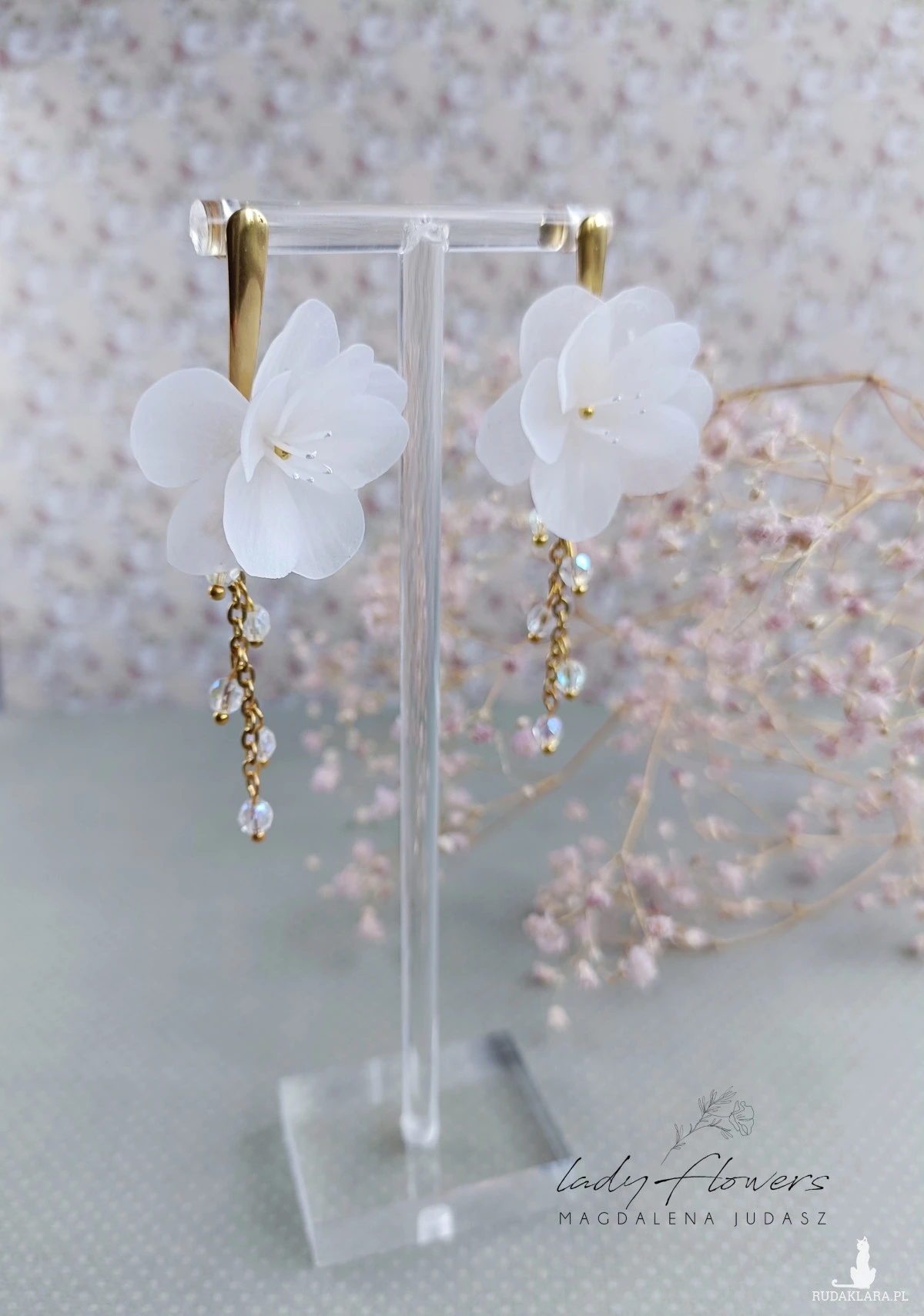 Kolczyki transparentne kwiaty
