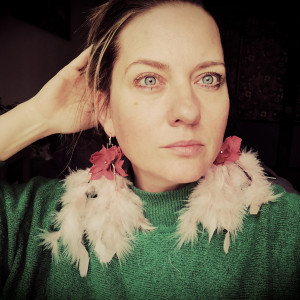 Kolczyki zwariowane bujne dlugie