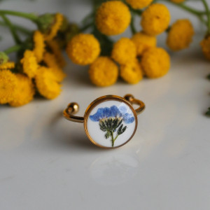 Złoty pierścionek regulowany kwiaty z kwiatami kwiatem niezapominajki niezapominajkami duży niezapominajką
