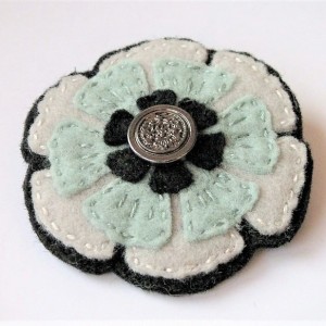 Trzeci trojaczek - miętowo-czarny szaraczek