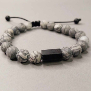 Bransoletka ochronna z turmalinem i szarym jaspisem.