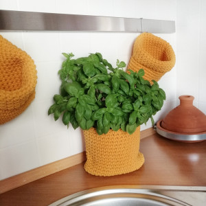 Szydełkowy kosz , wiszący ze sznurka,różne rozmiary.