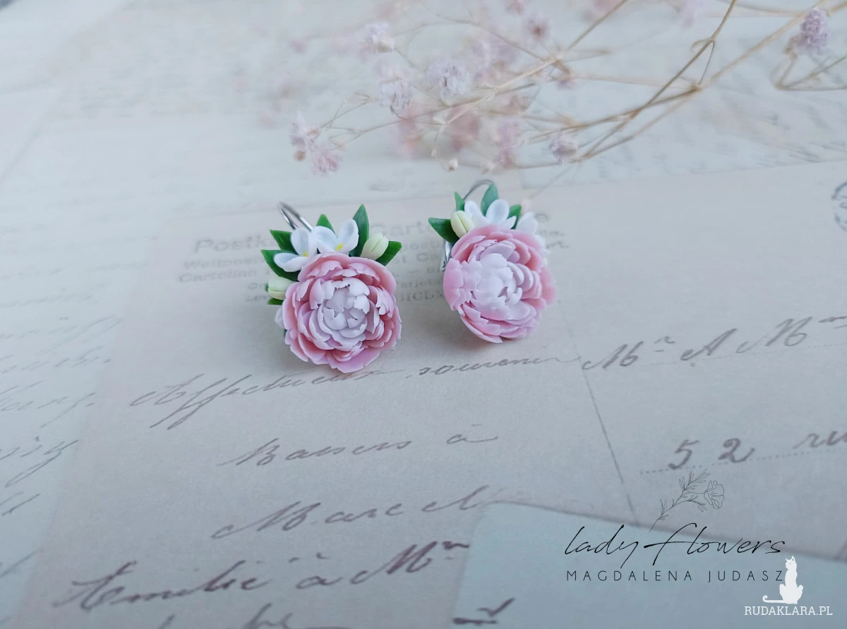 Kolczyki z peoniami