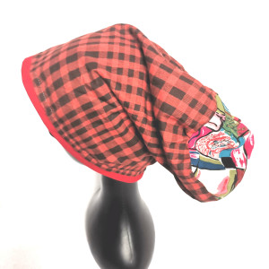 Czapka w kratke uniwersalna