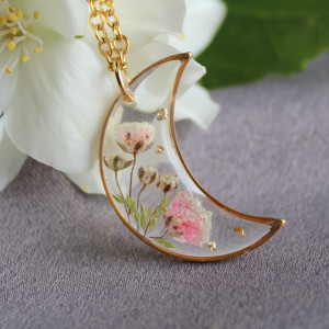 Złota zawieszka złoty wisiorek kwiat naszyjnik żywica z żywicy suszone kwiaty z kwiatami naturalne kobieca dziewczęca różowa księżyc