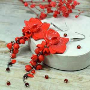 Długie, czerwone kolczyki kwiaty - orchidee