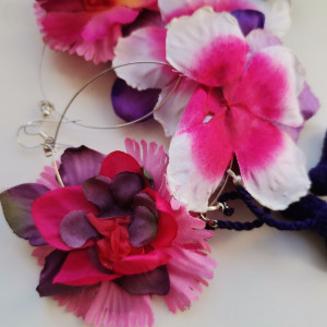 Kolczyki zwariowane bujne koła kwiaty