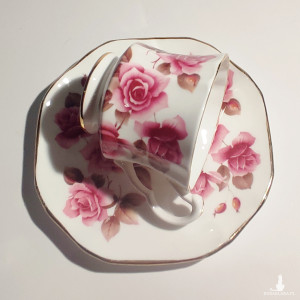 Angielska filiżanka i spodek Royal Windsor wzór róże