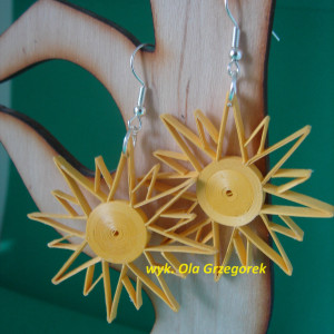 kolczyki ręcznie wykonane z papieru