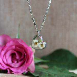 Srebrna zawieszka srebrny wisiorek kwiat naszyjnik żywica z żywicy suszone kwiaty z kwiatami naturalne kobieca serce serduszko chabr fioletowa