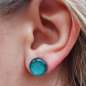 Turkusowe kolczyki ze stali