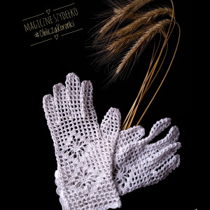 Koronkowe rękawiczki komunijne