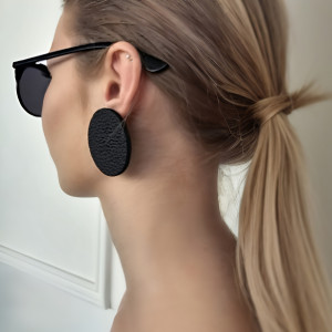 Kolczyki kolekcja SUN duże czarne koła skóra naturalna