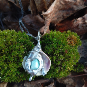 Naszyjnik z larimarem i muszlą