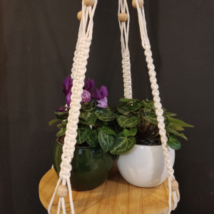 Kwietnik makramowy w stylu Boho