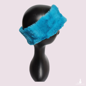 ciepła futrzana niebieska miekka