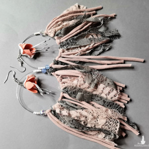 Kolczyki  kwiaty materiał