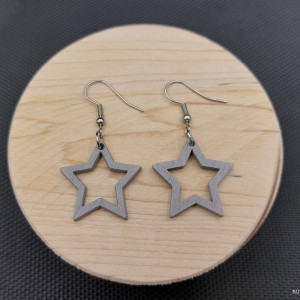 Kolczyki drewniane GWIAZDKI SZARE