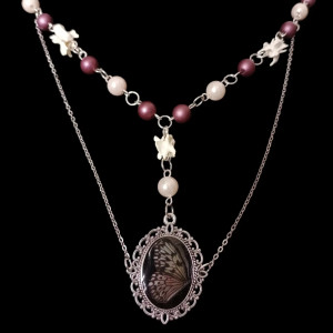 Wiktoriański naszyjnik z motylem