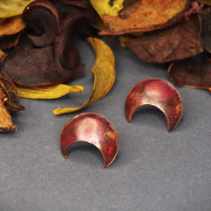 Lunulki - kolczyki sztyfty małe.