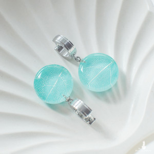 Kolczyki ze szkieletem liścia