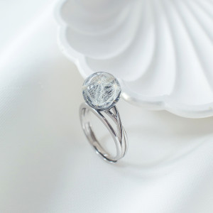 Pierścionek z rzęsek dmuchawca